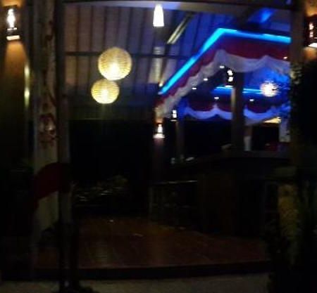 Coral Beach Pizza Cottages Gili Trawangan Exterior foto